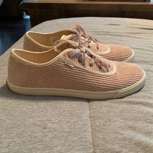 Toms lace up/ light pink shoe. Size 7.5